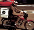 Maioria dos acidentes com motos em SP ocorre na ida e na volta do trabalho, diz estudo
