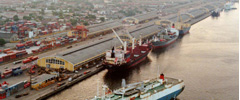 Agendamento online tenta acabar com filas no porto de Santos