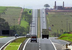Ministério dos Transportes divulga editais para concessão de 11 rodovias