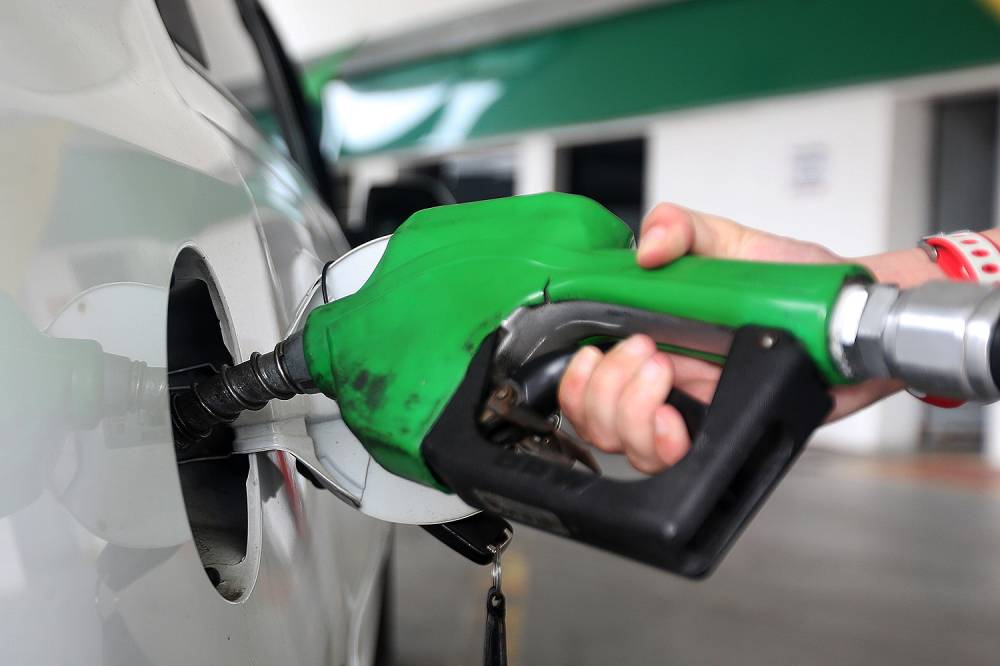 Correção do ICMS deve puxar preço da gasolina. Compare valores nos postos