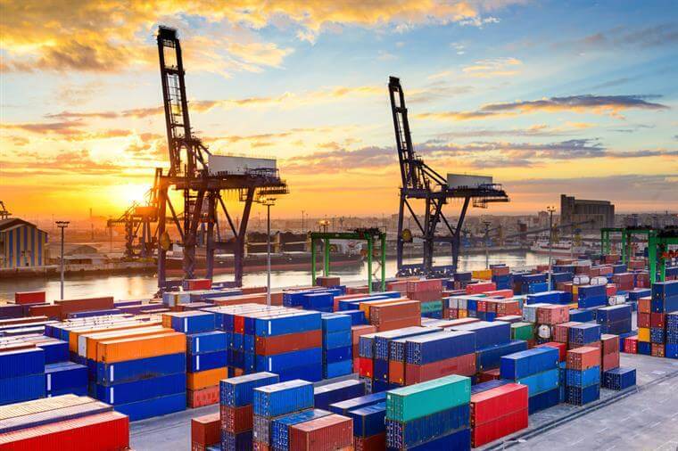 Exportações da China caem em junho com tarifas dos EUA