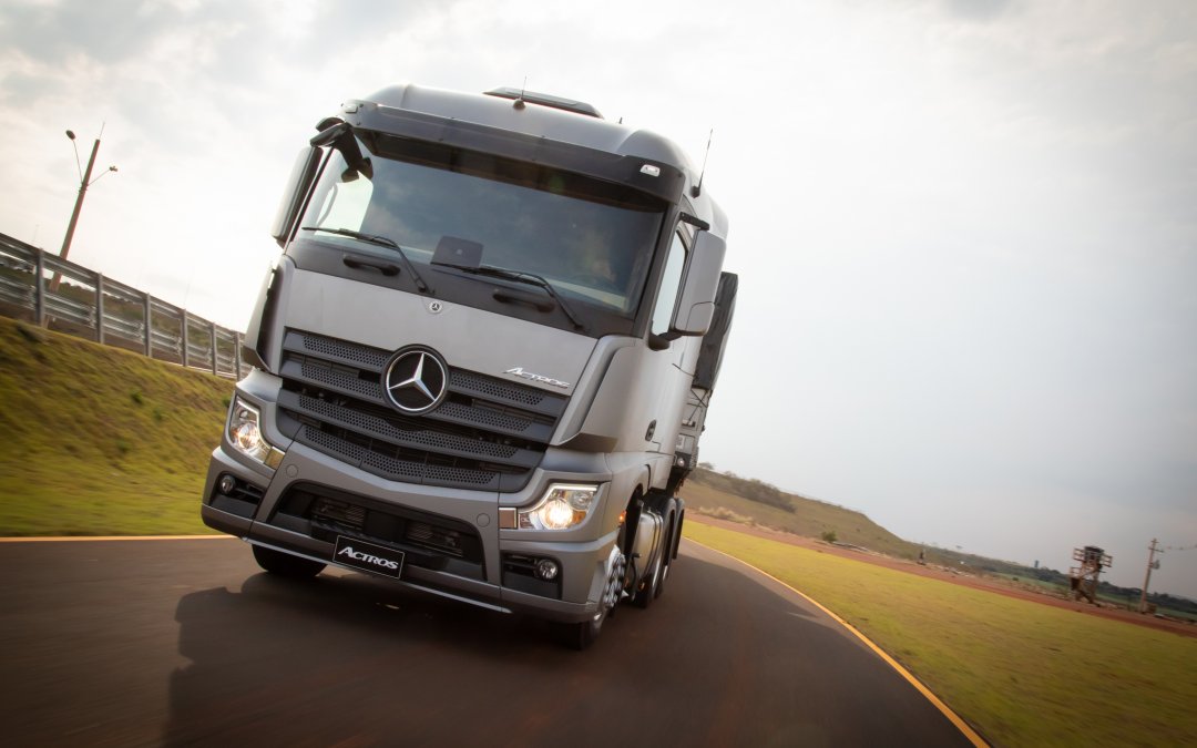 Novo Actros Mercedes-Benz é o caminhão mais seguro do Brasil