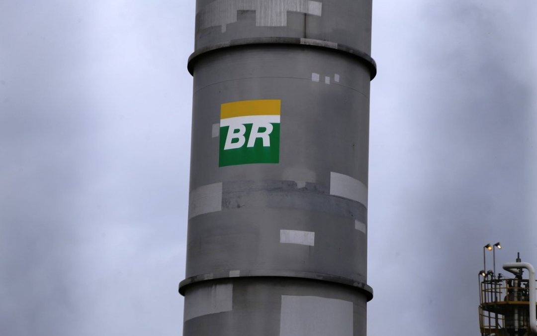 Petrobras aumenta preço da gasolina em 2,5% nas refinarias