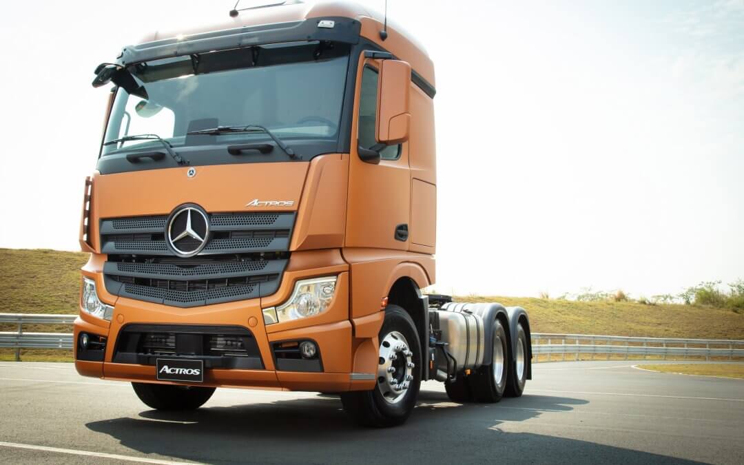 Novo Actros MercedesBenz reduz em até 12 o consumo de