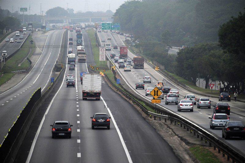 Nova Dutra e outros seis trechos de rodovias serão leiloados em 2020, diz ministro da Infraestrutura