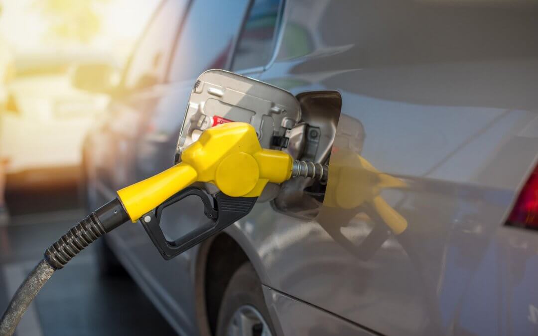 Defesa do Consumidor debate política de preços dos combustíveis