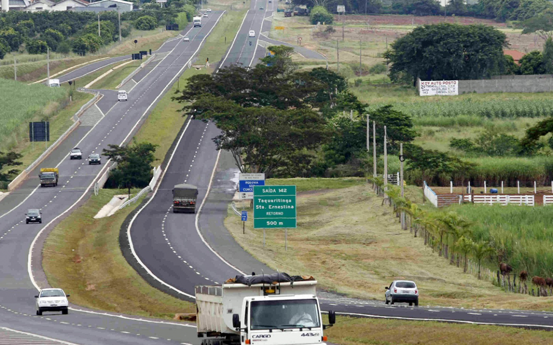 Transportes: senadores pedem retomada de obras e solução para concessões