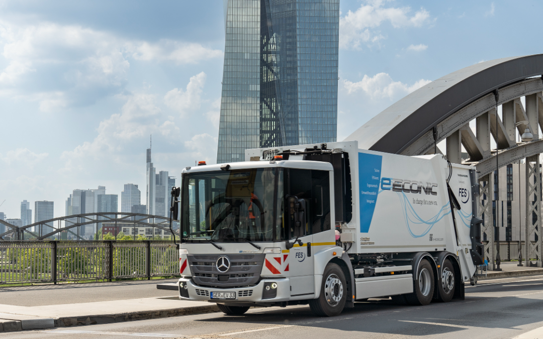 Mercedes-Benz Trucks continua a impulsionar a eletrificação – eActros LongHaul chega às estradas em 2022