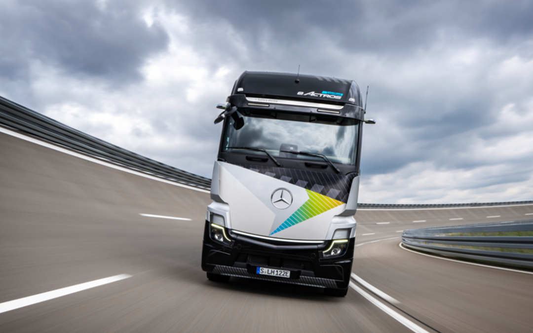 Mercedes-Benz Trucks anuncia o lançamento do eActros LongHaul, caminhão extrapesado elétrico para longas distâncias