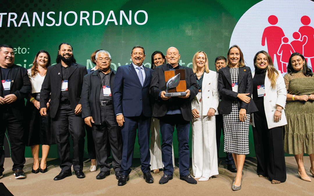 Transjordano recebe troféu por projeto ‘Social em Movimento’