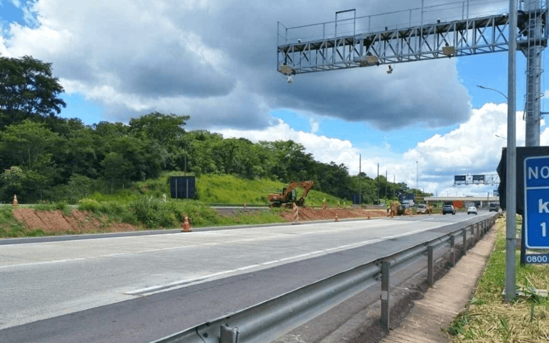 Rodovias em SP adotam sistema que pesa caminhões em movimento