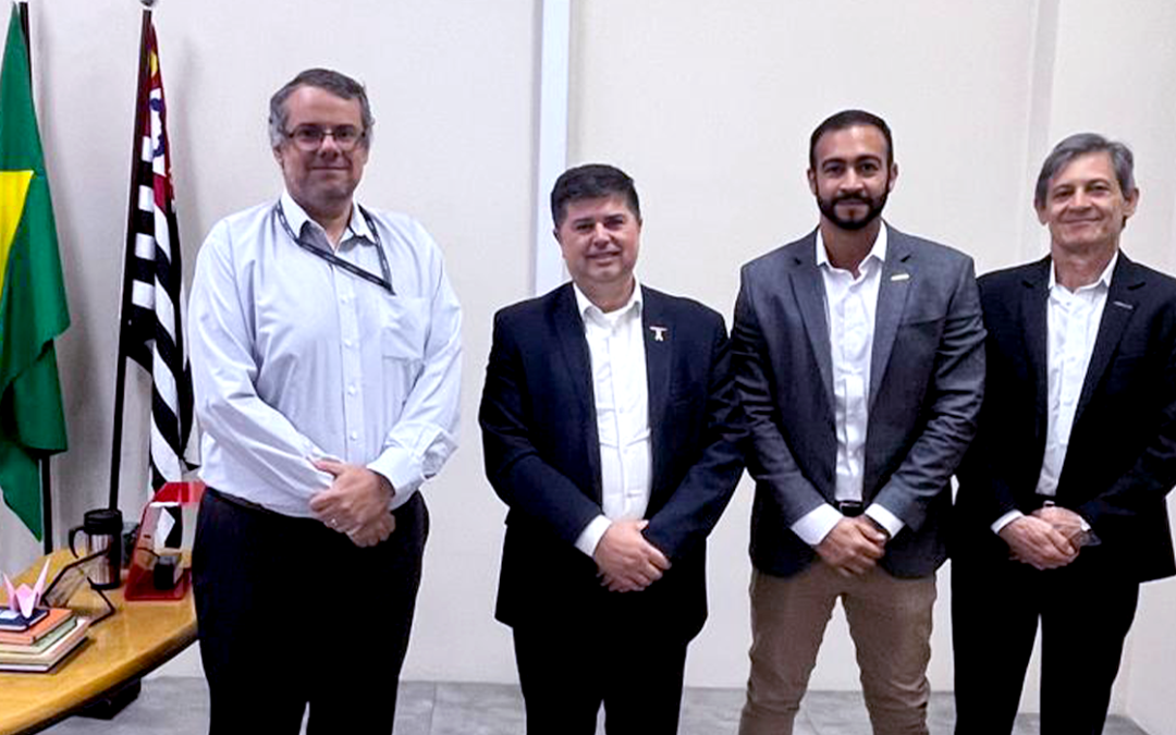 SETCESP apresenta propostas para melhorar a logística de cargas em São Paulo durante reunião na Secretaria de Mobilidade