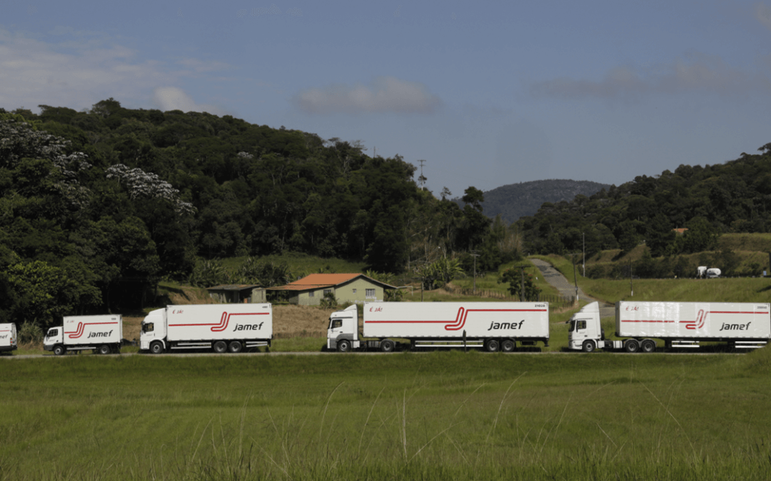 “Escola de Motoristas” da Jamef transforma colaboradores em condutores diante da escassez de profissionais no mercado