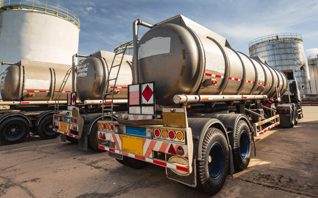 Nova norma do CONTRAN muda validade de curso exigido para transporte rodoviário de produtos perigosos