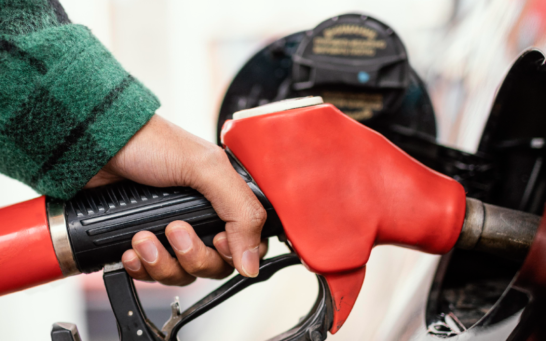 CI analisa projeto para limitar preço de combustíveis