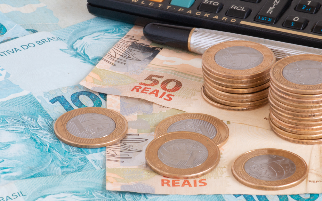 Dólar ou petróleo: o que deve ficar mais caro e quais preços podem cair