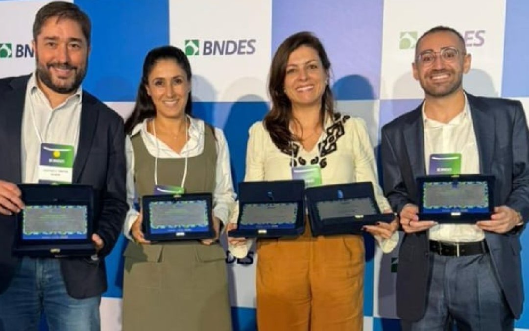 Sicredi é premiado em 5 categorias pelo BNDES