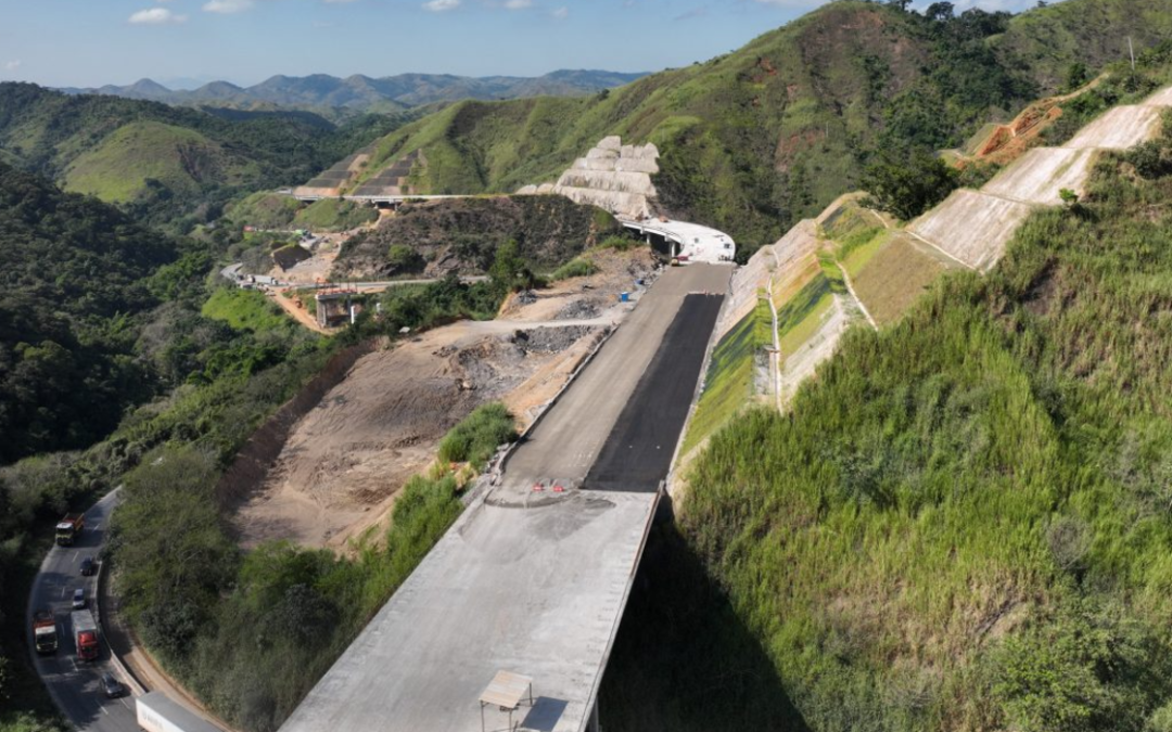 RioSP realiza novos desmontes de rochas na Serra das Araras entre os dias 3 e 8 de agosto