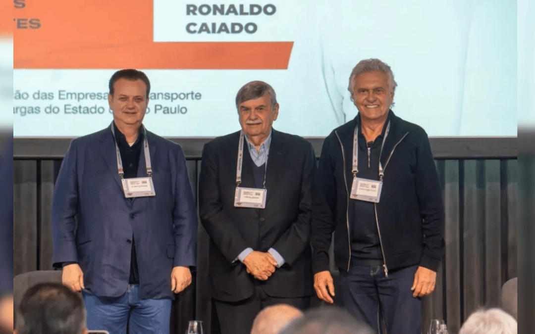 Candidato à Presidência Ronaldo Caiado recebe propostas do transporte de cargas em encontro com empresários em São Paulo