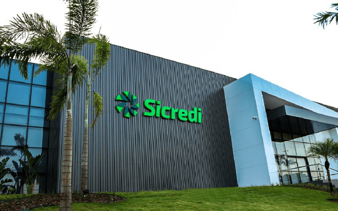 Sicredi Vale do Piquiri Abcd PR/SP alcança a marca de 300 mil associados