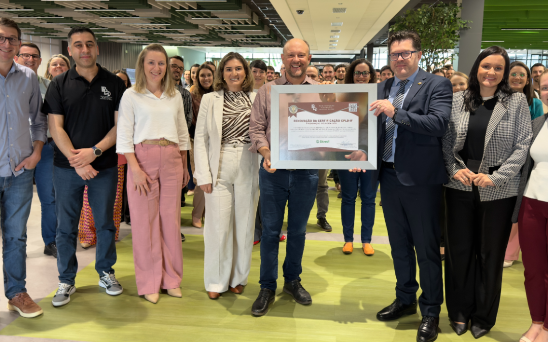 Sicredi Vale do Piquiri Abcd PR/SP renova certificação em prevenção a lavagem de dinheiro